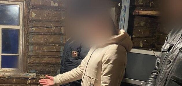  молодую жительницу лунинского района осудили убийство отца 