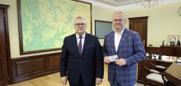 Фото из социальных сетей избранного губернатора Пензенской области Олега Мельниченко